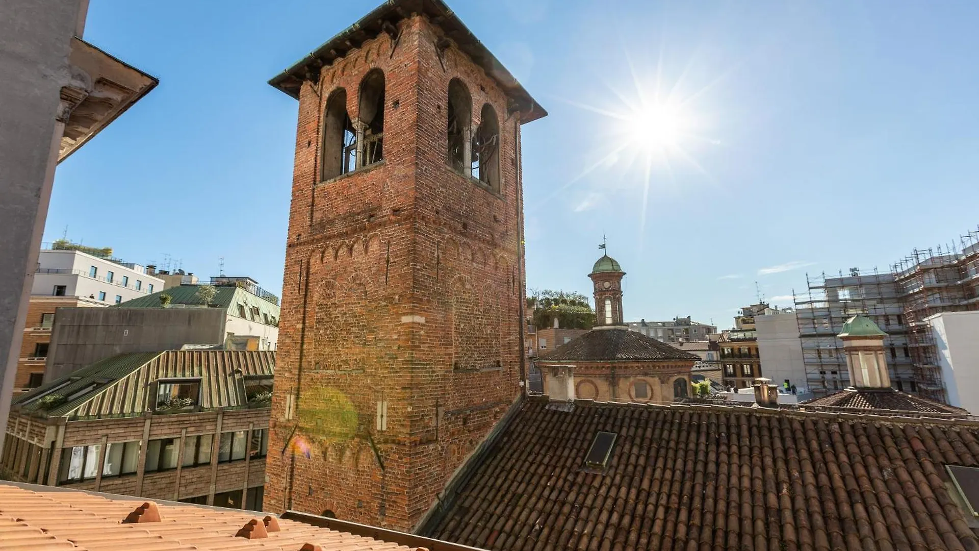 Speronari Suites Milano 0*,  Italia